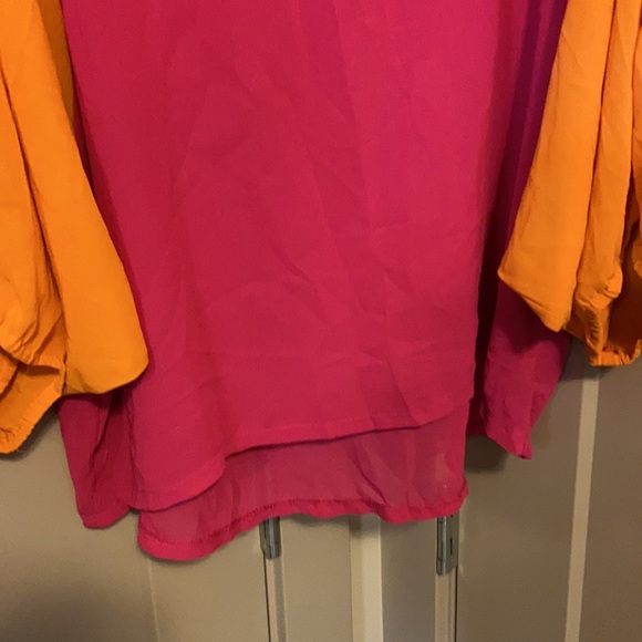 Pinky color blocking top  sizeL - Picture 4 of 10